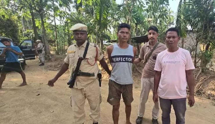 असम गोलपारा में हस्तनिर्मित राइफल के साथ एक व्यक्ति गिरफ्तार