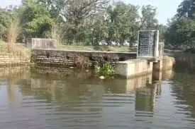 भारी बारिश से मंडी-पठानकोट हाईवे और सरकाघाट सड़क झील में हुई तब्दील