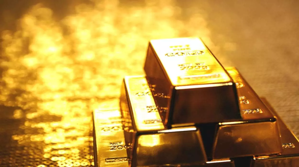 भारत में आज 24 कैरेट सोने की कीमत में 490 रुपये की बढ़ोतरी हुई