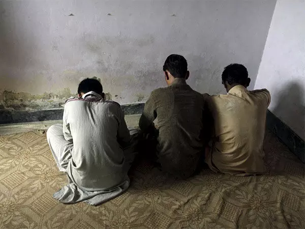पाकिस्तान में बच्चों की दुर्दशा: मदरसों में दुर्व्यवहार की एक काली सच्चाई