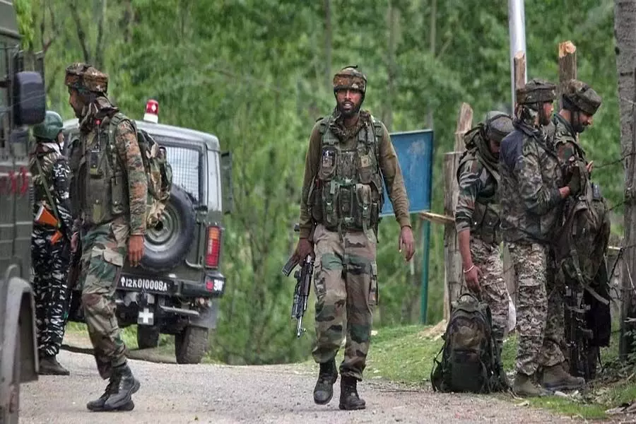 जम्मू-कश्मीर : पाकिस्तान से संचालित होने वाले 4 आतंकवादी आकाओं की संपत्तियां कुर्क की