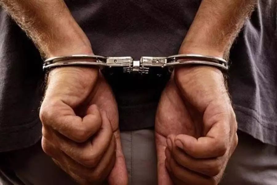 क्राइम ब्रांच ने ₹7.61 करोड़ के शौचालय घोटाले में एपीएमसी के पूर्व निदेशक को किया गिरफ्तार