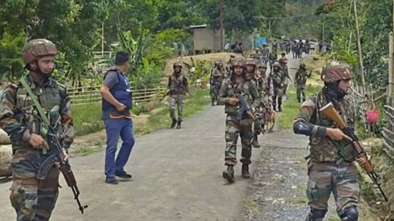 मणिपुर में CRPF बटालियन पर कुकी उग्रवादियों ने किया हमला, 2 जवान शहीद
