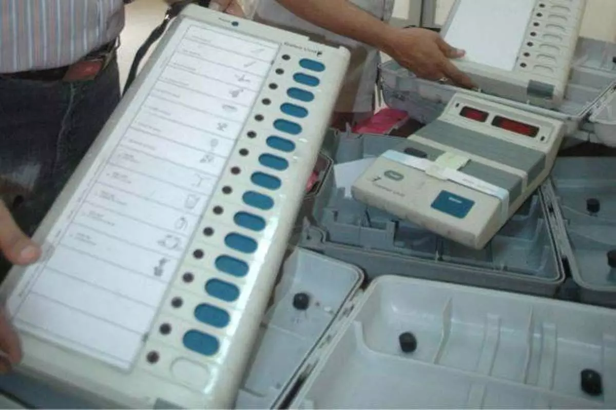 अनंतपुर, हिंदूपुर लोकसभा क्षेत्रों में एमपी उम्मीदवारों पर क्रॉस वोटिंग का डर मंडरा रहा