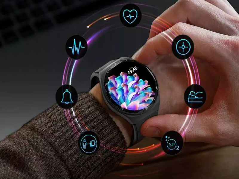 ट्रिपलआईटी के एमटेक के छात्र ने बनाई स्वदेशी सस्ती स्मार्ट घड़ी