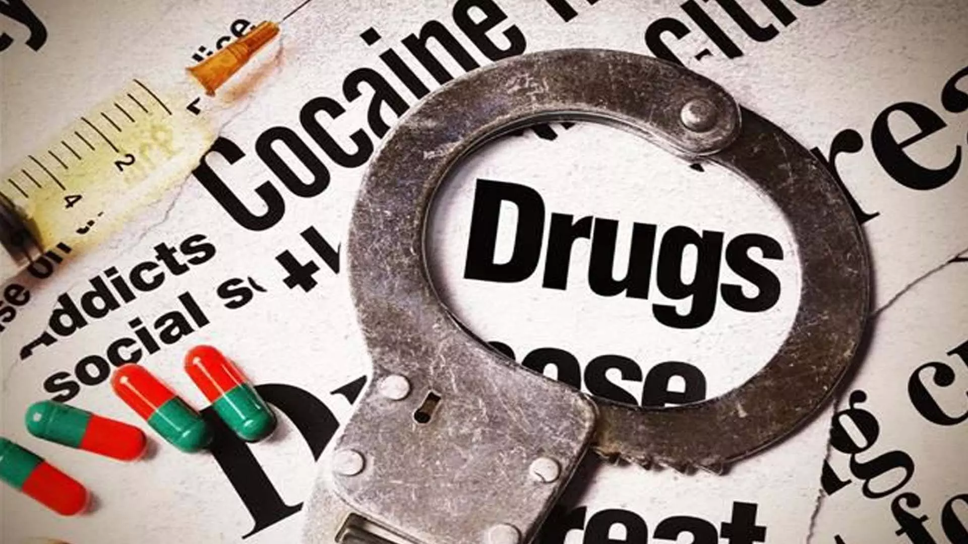 मादक पदार्थों की तस्करी, 11 नाइजीरियाई गिरफ्तार, 1.61 करोड़ की तस्करी जब्त