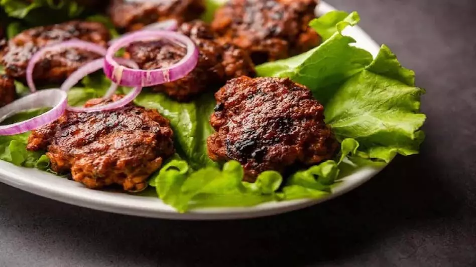 घर पर इस विधि से बनाए सीखें वेज कबाब, जानें रेसिपी