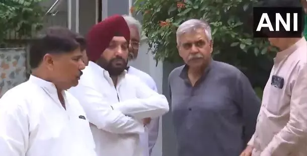 अरविंदर सिंह लवली के घर पहुंचे कांग्रेस के कई नेता, वीडियो
