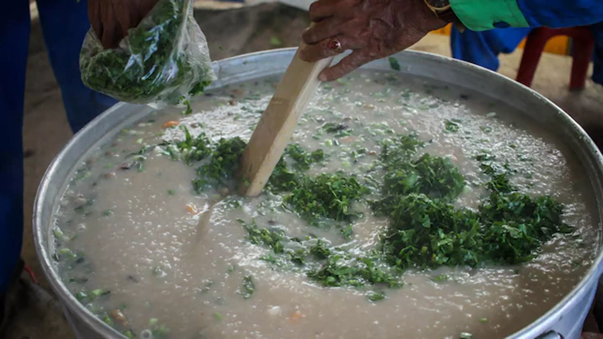 दक्षिण भारतीय अन्नम गंजी गर्मियों के दौरान आपको ठंडक पहुंचाने के लिए एकदम सही व्यंजन