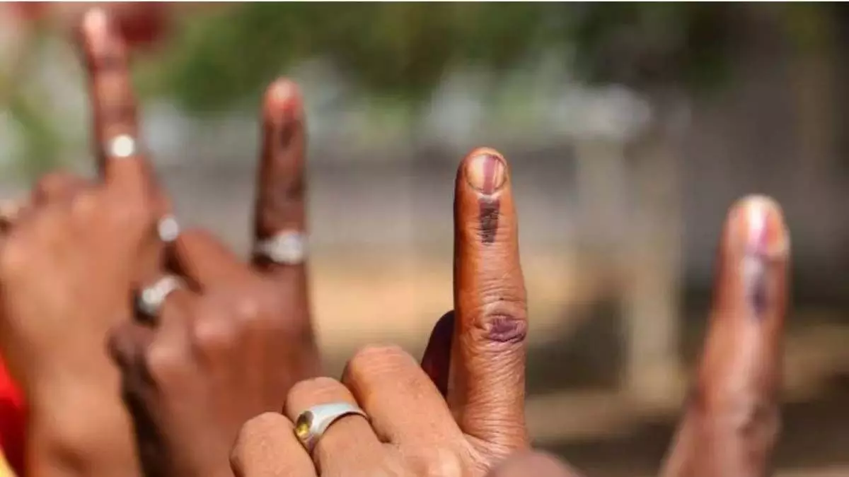 54 लोगों ने डाला फर्जी वोट, जांच कर रहा चुनाव आयोग