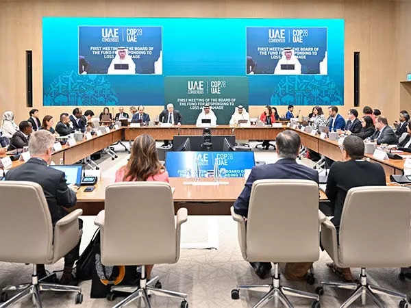 COP28 अध्यक्ष ने हानि और क्षति कोष के लिए ऐतिहासिक पहली बोर्ड बैठक को संबोधित किया