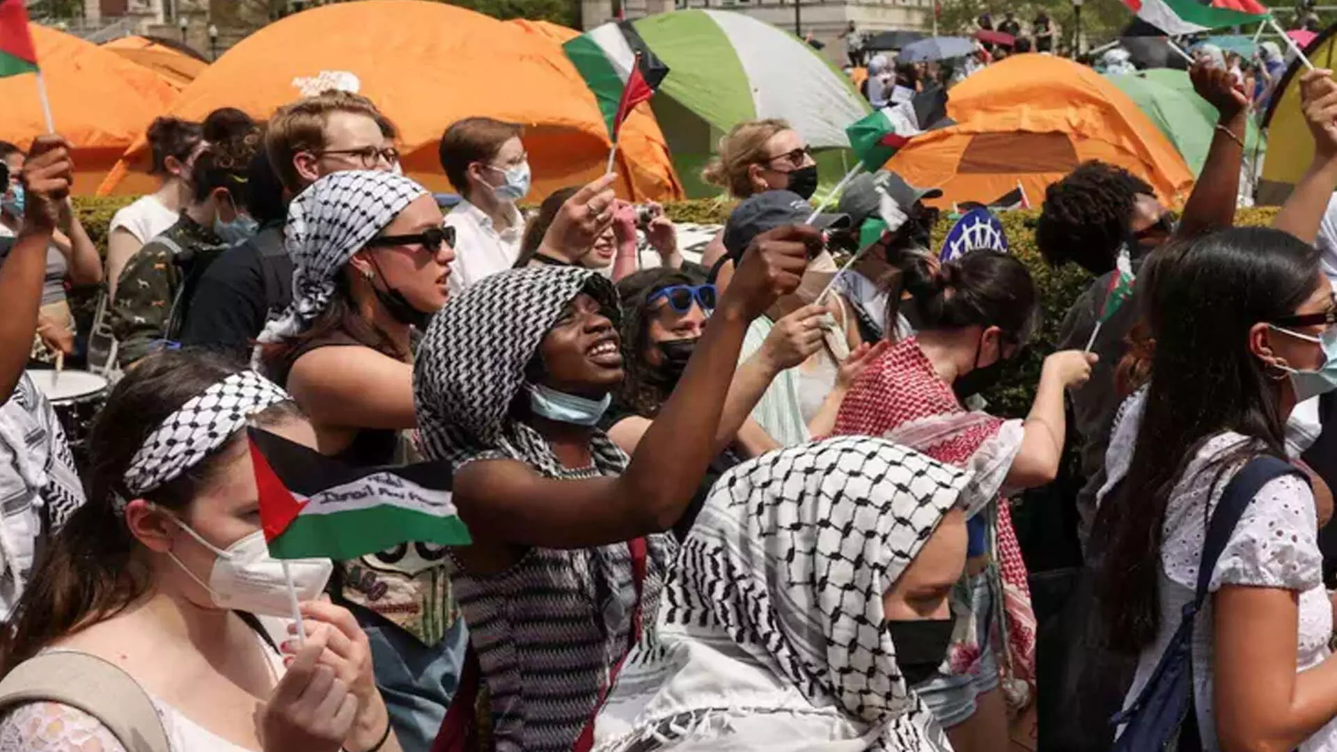 छावनी वार्ता रुकने के बाद कोलंबिया ने फिलिस्तीन समर्थक प्रदर्शनकारियों को निलंबित कर दिया