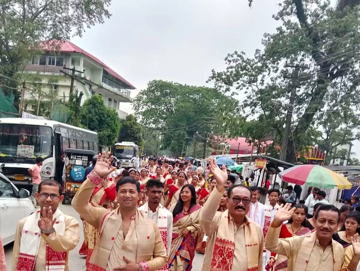 असम लखीमपुर केन्द्रीय रोंगाली बिहू संमिलन का 66वां उत्सव शुरू