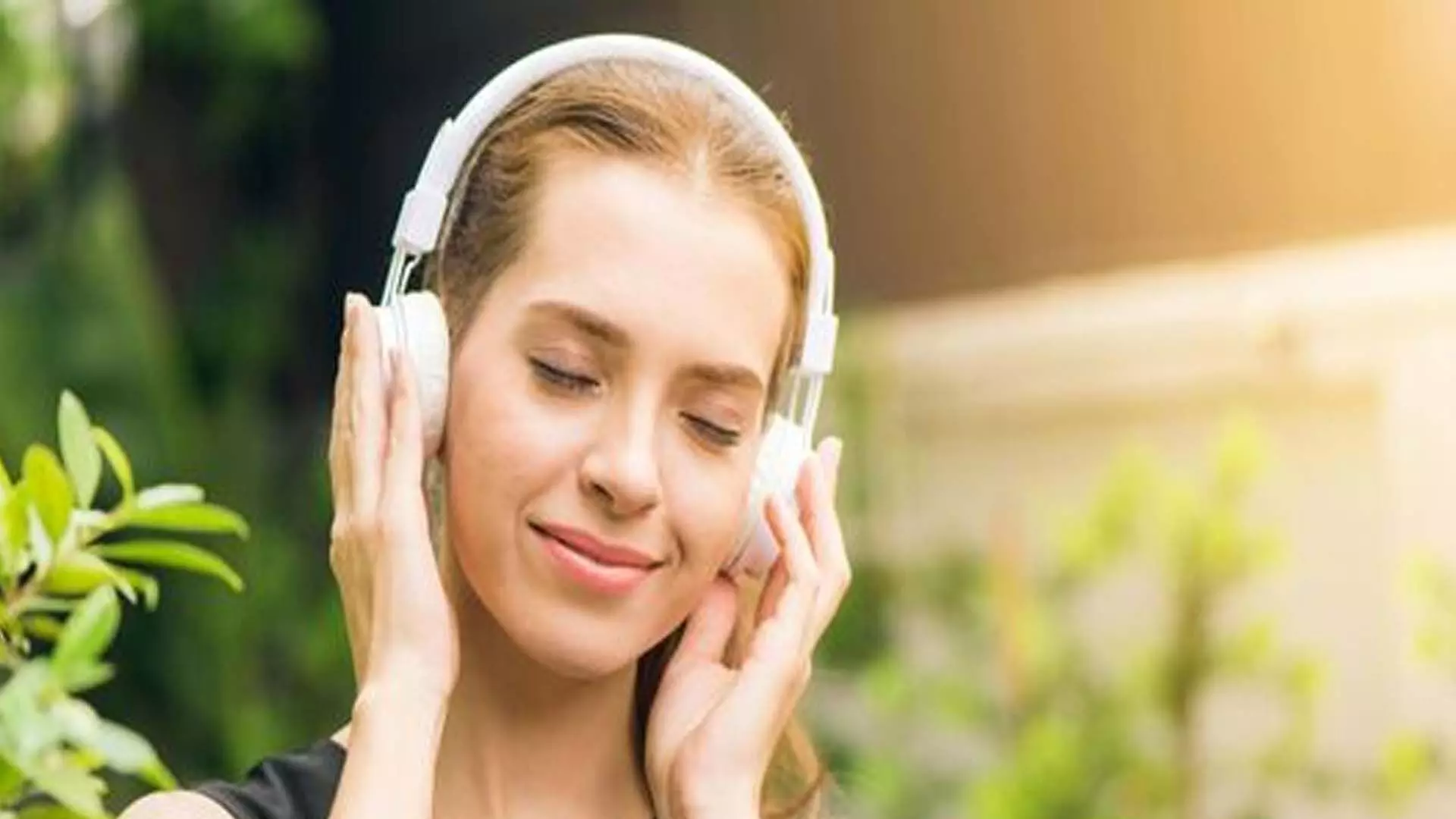 सर्वोत्तम शोर रद्द करने वाले हेडफ़ोन के साथ अपने ऑडियो अनुभव को बेहतर बनाएं