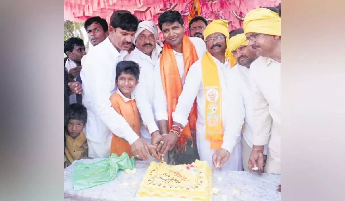 आंध्र प्रदेश: गुंटूर में चुनाव प्रचार रचनात्मक हो गया