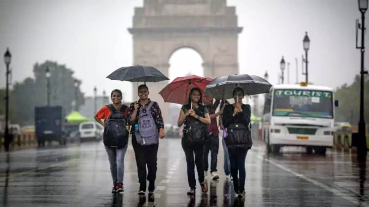 Delhi :  राजधानी तेज हवाओं का अलर्ट जारी , बारिश होने की संभावना
