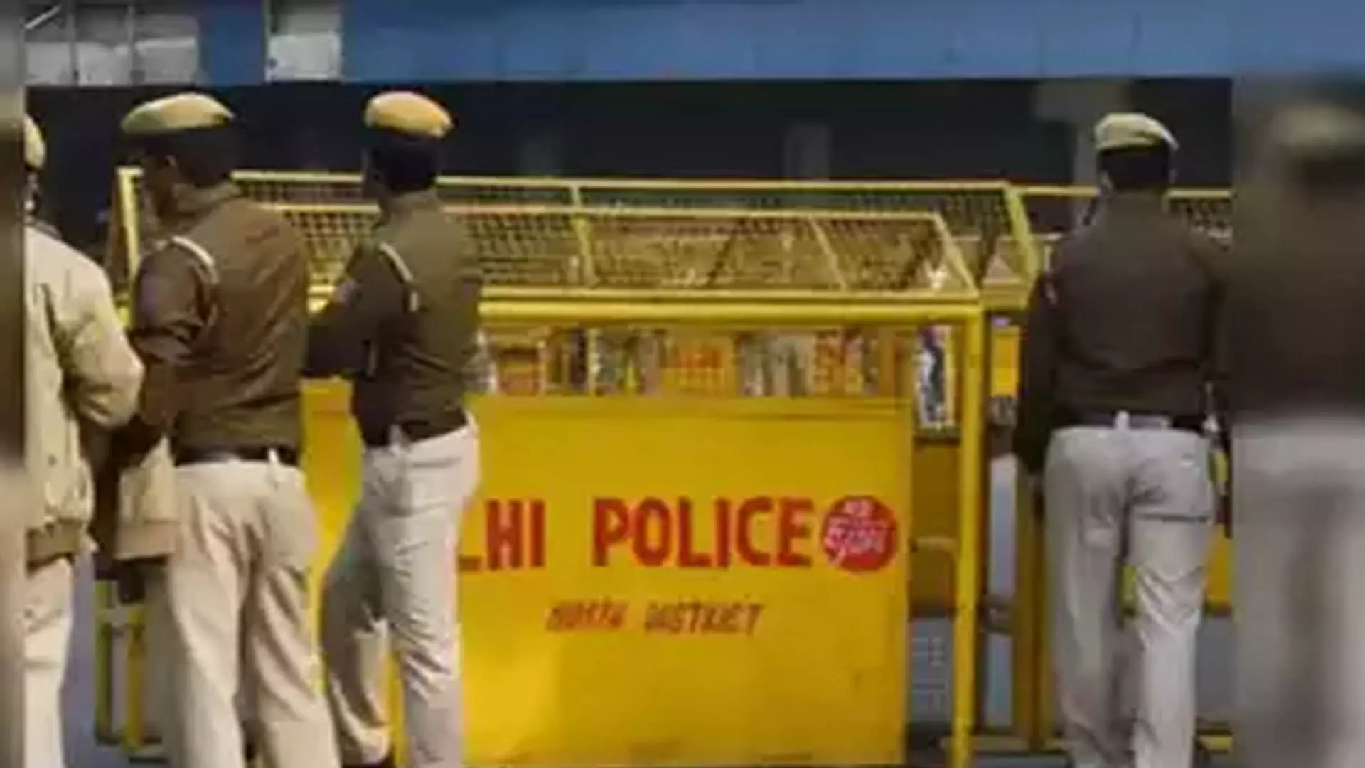 दिल्ली पुलिस बम की अफवाह का उद्देश्य बड़े पैमाने पर दहशत