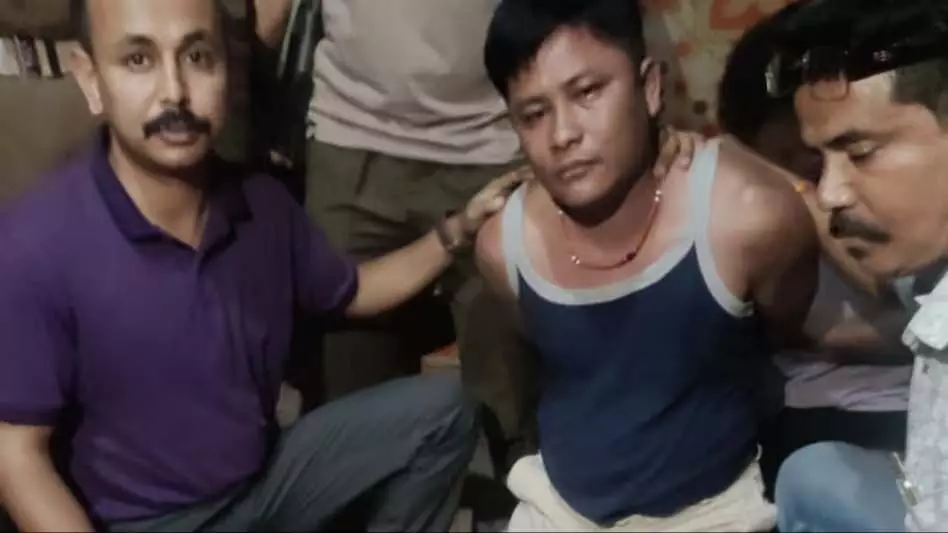 नागालैंड का एक व्यक्ति गुवाहाटी में हथियार और गोला-बारूद के साथ गिरफ्तार