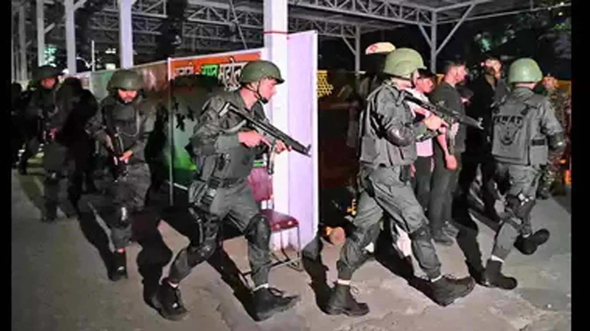 दिल्ली पुलिस संयुक्त टीमों ने तैयारियों की जांच ,15 घंटे व्यापक आतंकवाद विरोधी अभ्यास किया