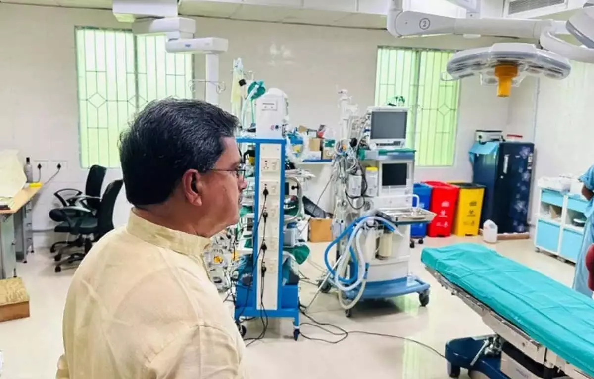 त्रिपुरा के मुख्यमंत्री माणिक साहा ने विभिन्न अस्पताल सुविधाओं का निरीक्षण किया
