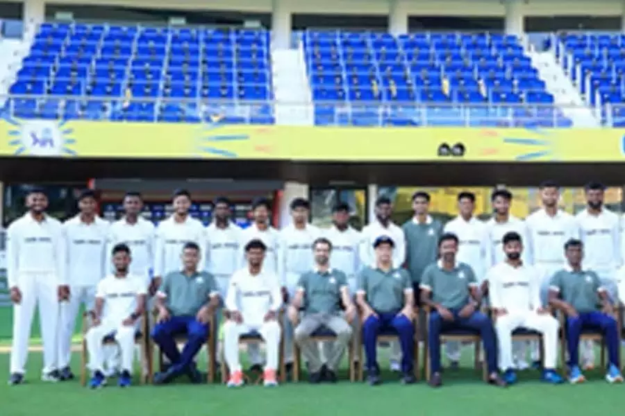 तमिलनाडु रवाना हुई - कोल्ट्स टीम रोमांचक यूके दौरे पर