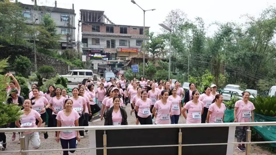 सिक्किम गंगटोक में नर्सों ने नर्स सप्ताह के सप्ताह भर चलने वाले उत्सव की शुरुआत की