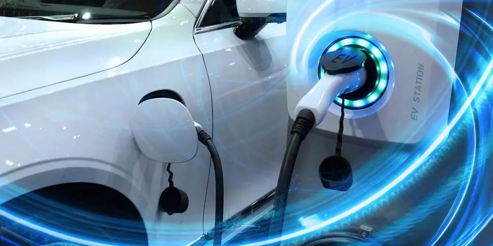 ईंधन संकट से जूझ रहा त्रिपुरा, इलेक्ट्रिक वाहनों पर बातचीत तेज