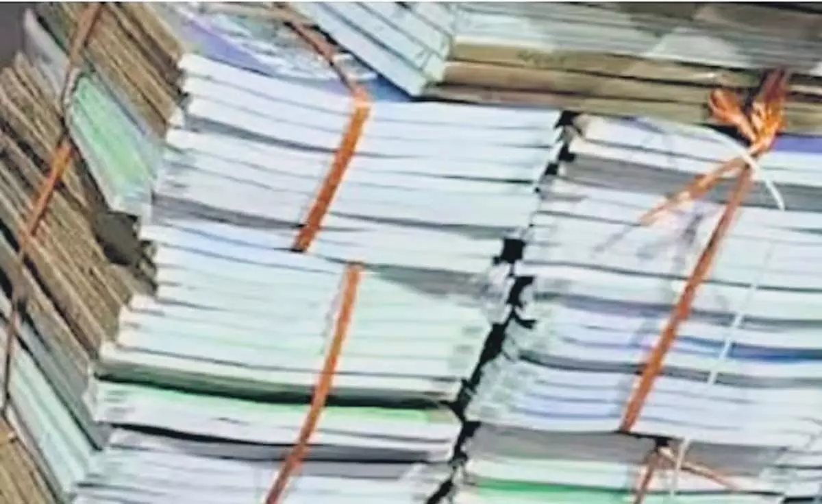 केरल में पायरेटेड एनसीईआरटी पाठ्यपुस्तकें बेचने के आरोप में दो किताब दुकानों के खिलाफ मामला