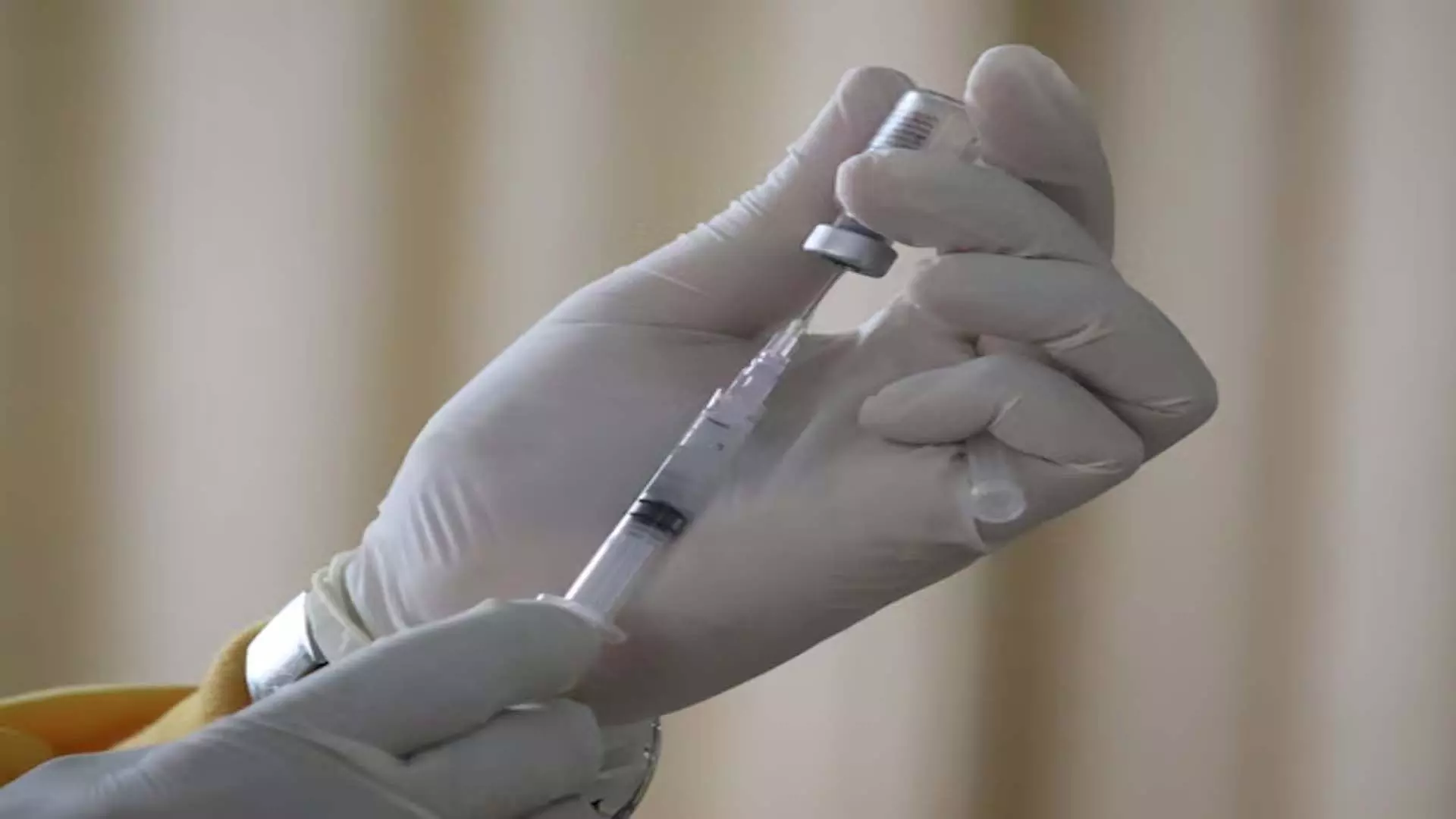 एस्ट्राजेनेका ने यूरोपीय संघ से कोविड वैक्सीन वापस ली