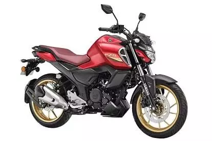 दो नए रंगों के साथ आई Yamaha की यह बाइक, जानें कीमत