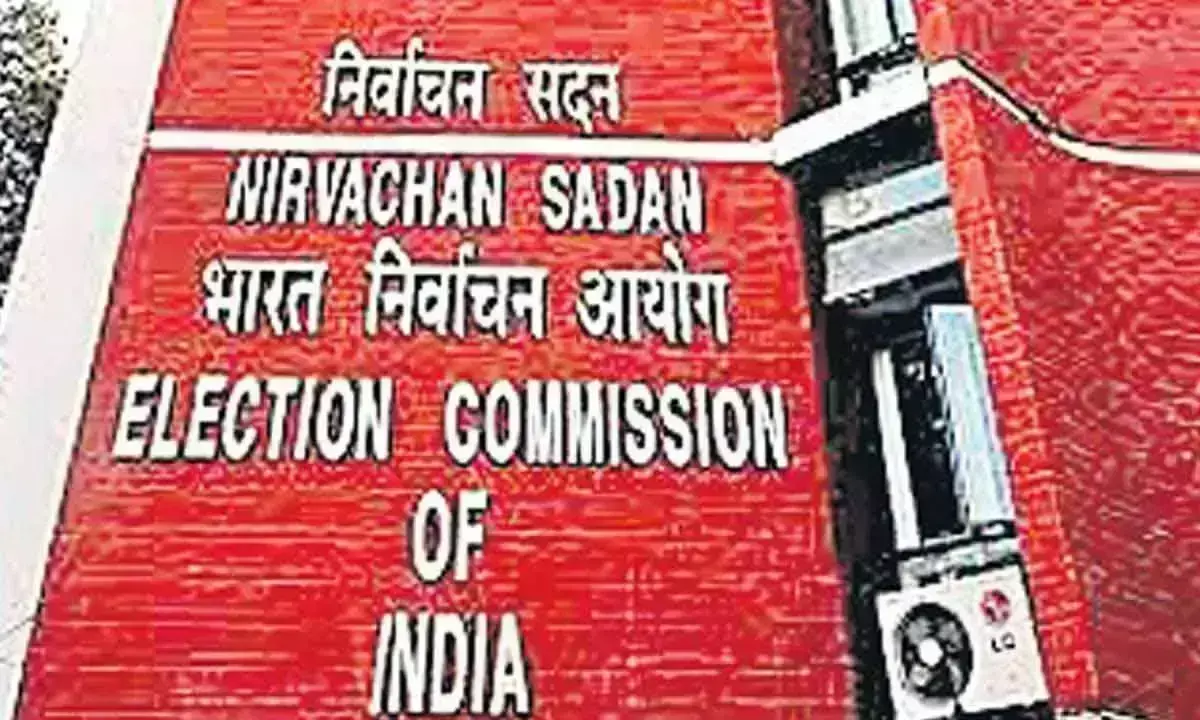 सीईसी ने अधिकारियों से चौथे चरण के चुनाव से पहले आंध्र प्रदेश, तेलंगाना में सतर्क रहने का आग्रह किया