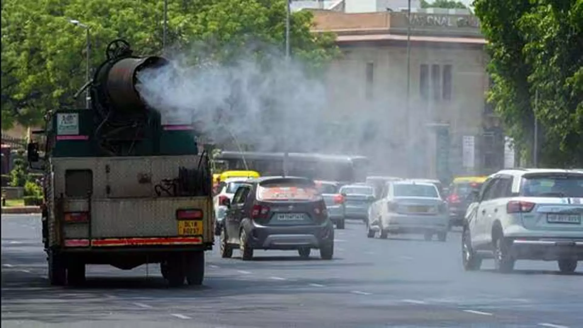 एमसीडी पार्किंग स्थल बनाएगी, धूल से निपटने के उपाय बढ़ाएगी