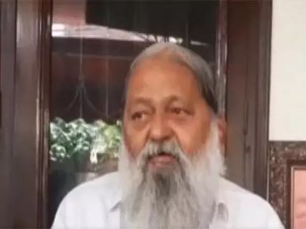 भाजपा नेता अनिल विज ने अरविंद केजरीवाल पर किया हमला