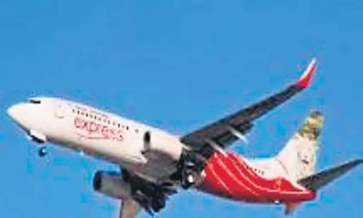 शनिवार को एयर इंडिया एक्सप्रेस की 52 उड़ानें रद्द कर दी गईं