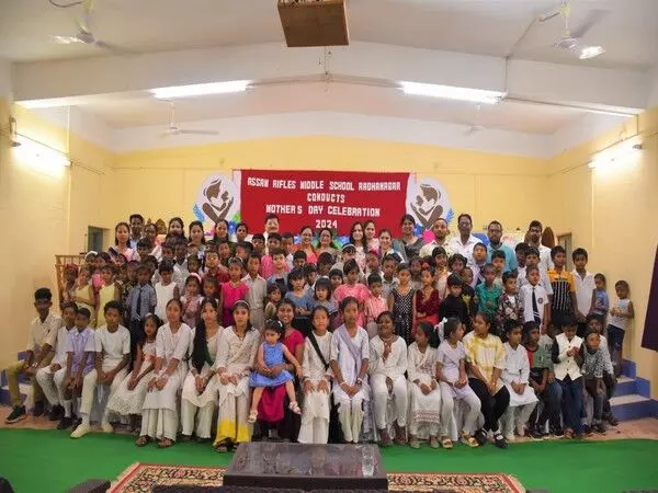 असम राइफल्स ने त्रिपुरा में मातृ दिवस समारोह की मेजबानी की