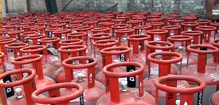 ये काम नहीं कराने पर LPG सिलेंडर बुक करने में होगी परेशानी