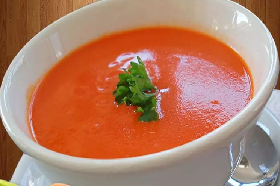 गर्मागर्म गाजर का सूप बना देगा आपको खुश, पोषक तत्वों से भरपूर है ये