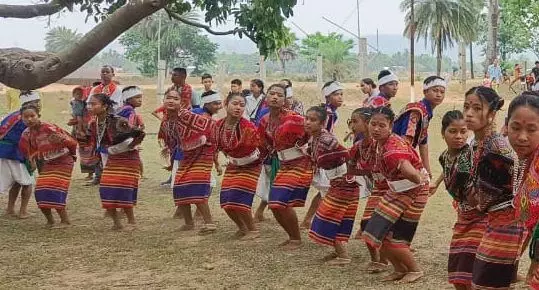 जीएच के कोच समुदाय द्वारा पाबुनी महोत्सव मनाया गया