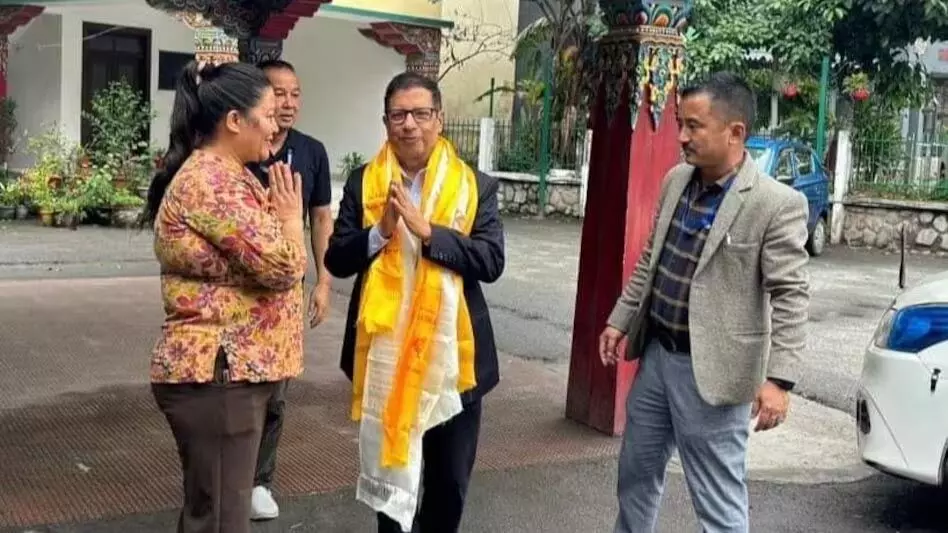 भारत-नेपाल फाउंडेशन बैठक के लिए नेपाली राजदूत सिक्किम पहुंचे