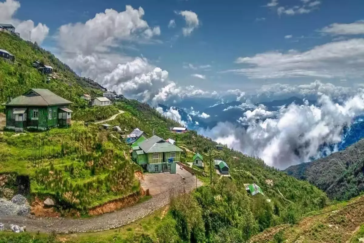 सिक्किम का पर्यटन संकट अप्रैल में कम पर्यटकों के कारण स्थानीय अर्थव्यवस्था संघर्षरत