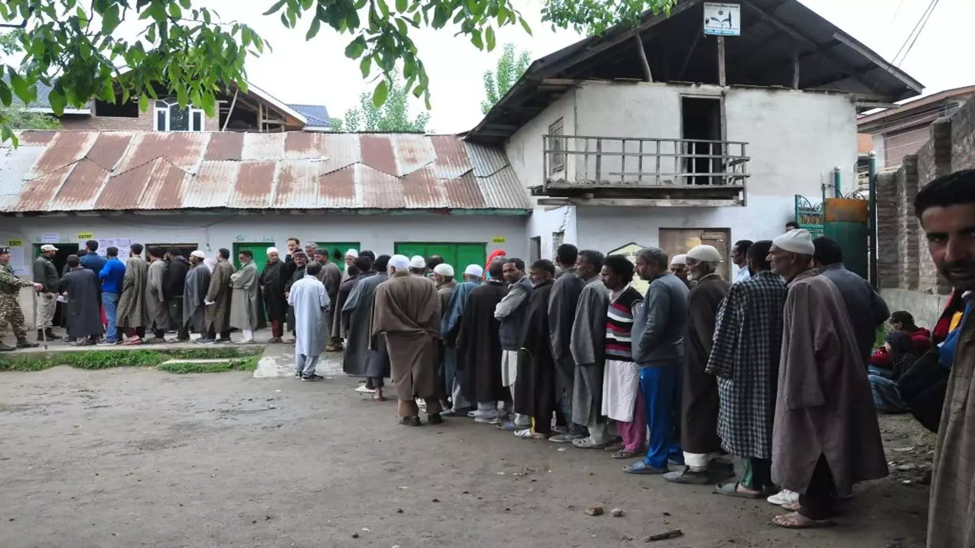 9 राज्यों, जम्मू-कश्मीर केंद्र शासित प्रदेश में 62.84% मतदान