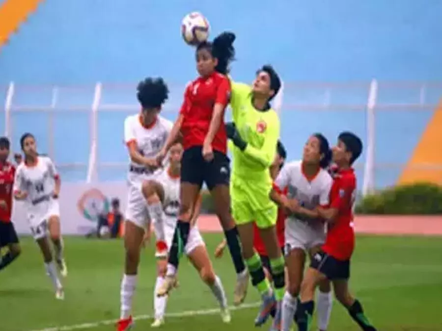 महिला फुटबॉल राष्ट्रीय मणिपुर और हरियाणा शिखर मुकाबले के लिए तैयार