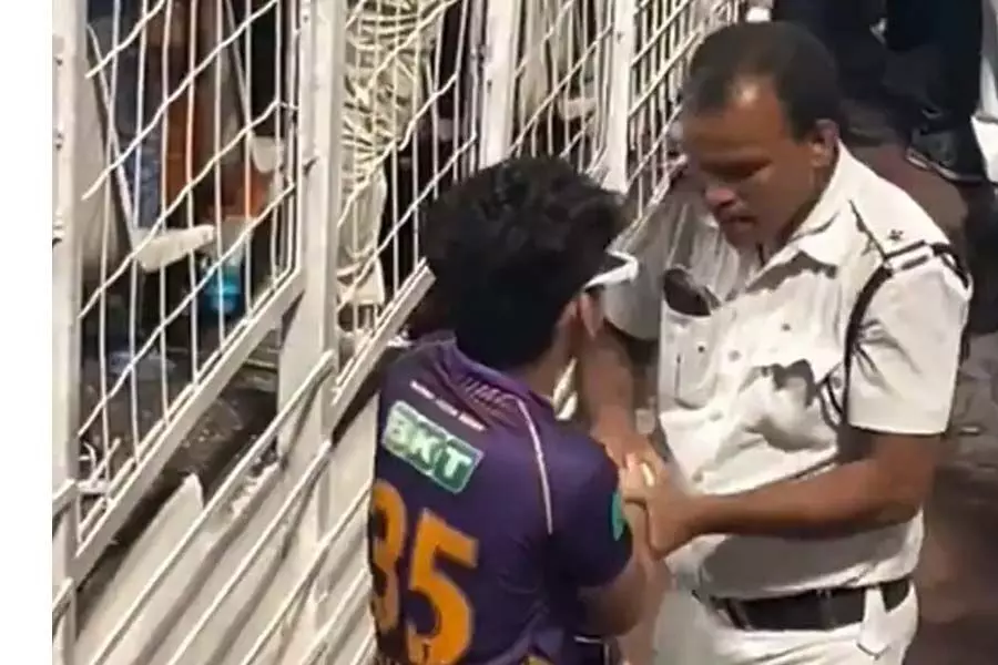 What happened when KKR fan tried to steal the ball from IPL 2024 match