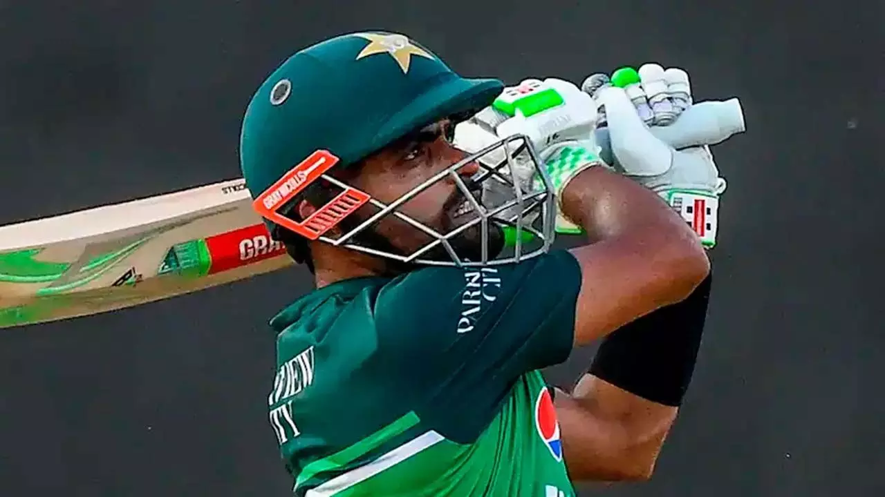 बाबर आजम ने तीसरे टी20 में तोड़ा विराट कोहली का रिकॉर्ड