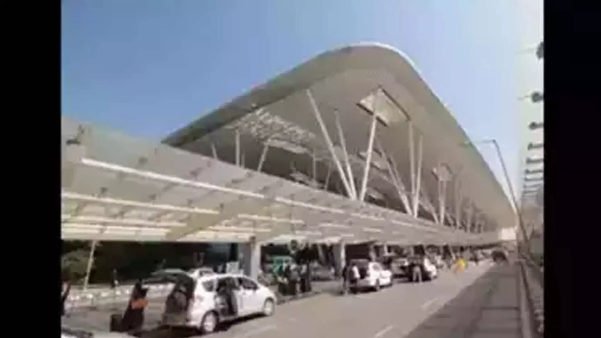 केम्पेगौड़ा अंतर्राष्ट्रीय हवाईअड्डा रोड 110 दुर्घटनाओं में 30 लोगों की मौत111 घायल