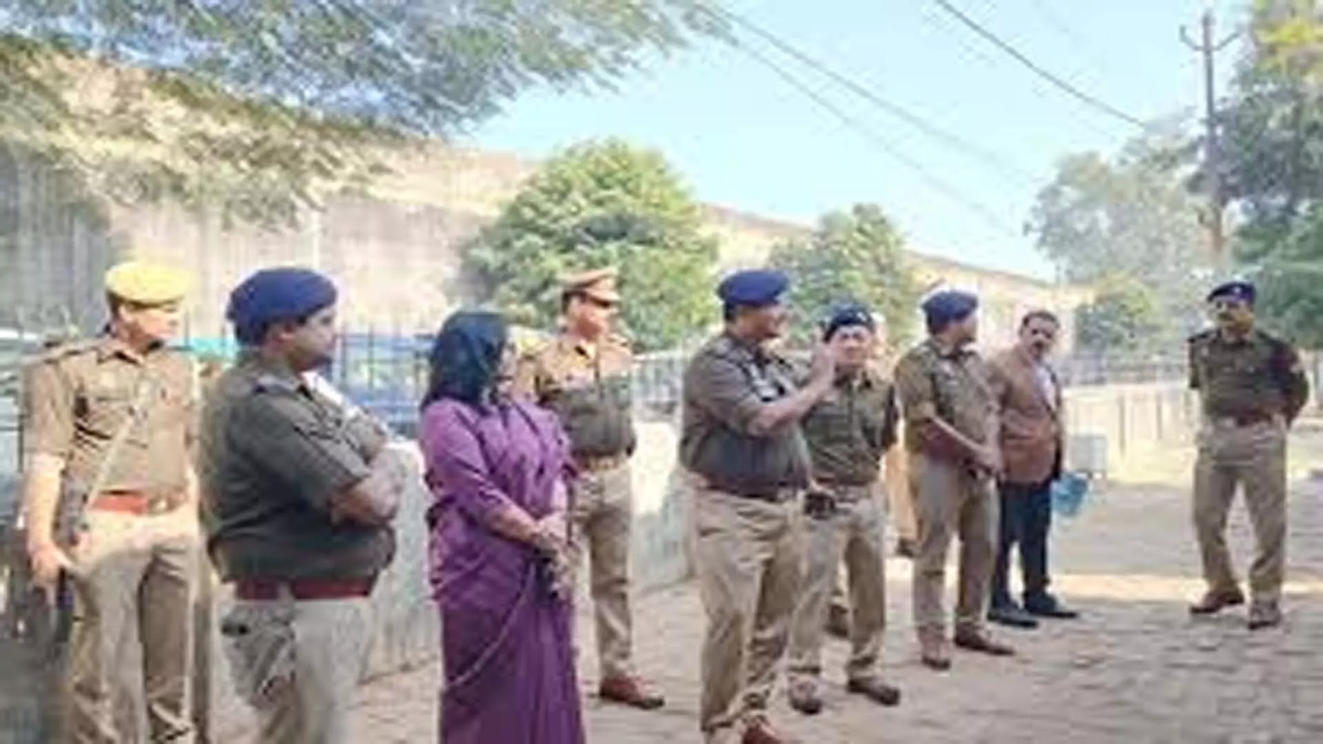 सरकार विकास गुप्ता (आईपीएस), पुलिस उप महानिरीक्षक, जेल को हटा दिया