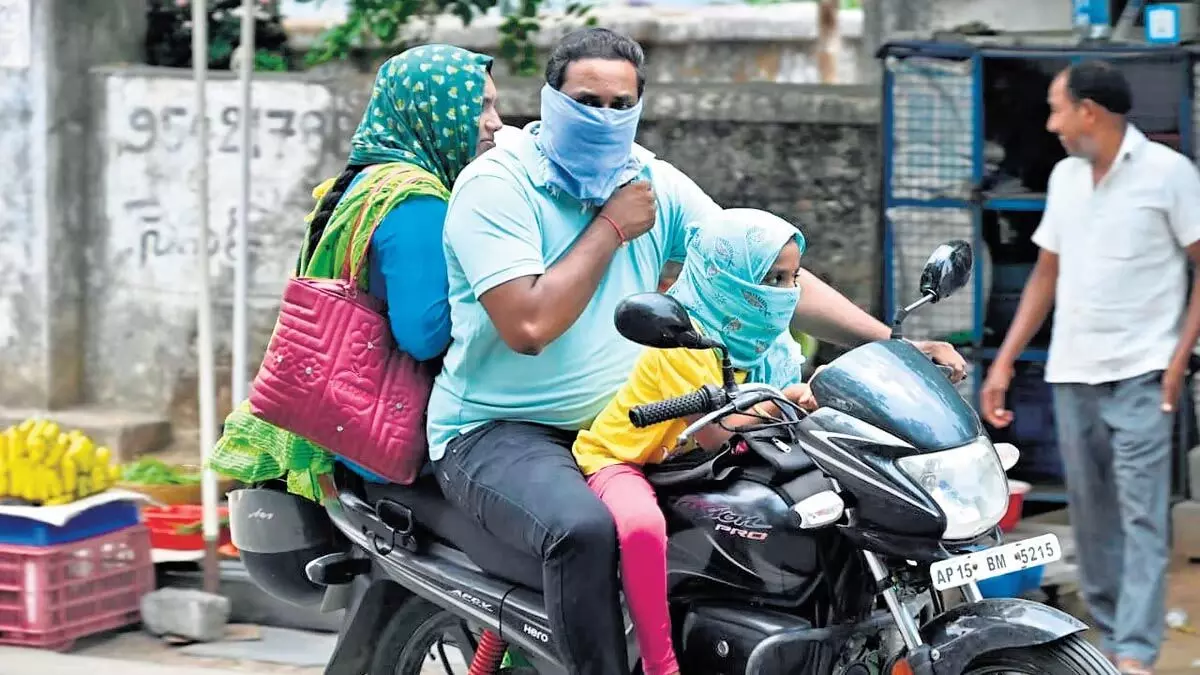 तेलंगाना में लगातार बारिश से तापमान में गिरावट