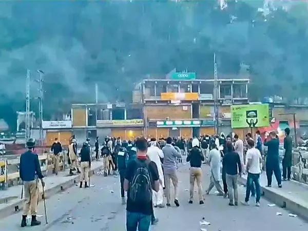 इस्लामाबाद की प्रतिक्रिया के बाद पीओजेके में विरोध प्रदर्शन शांत, अधिकारों के लिए संघर्ष जारी