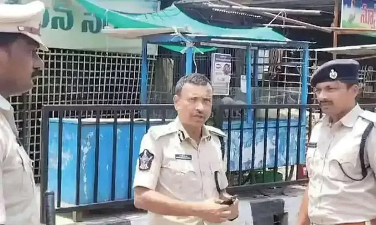 नरसरावपेट: पुलिस ने एहतियात के तौर पर 3 विधायकों को हिरासत में लिया