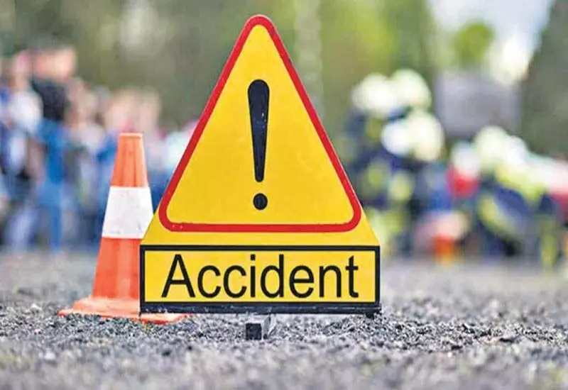 जमुई में भीषण सड़क दुर्घटना में दो बच्चों सहित महिला की मौत